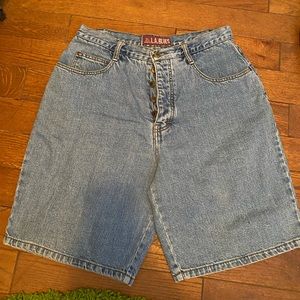 Vintage blue jeans shorts